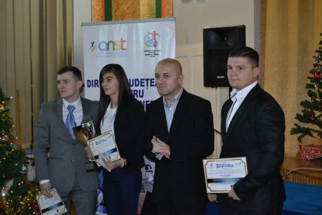 Direcţia de Sport: Larisa Florian şi Marius Ilaş, cei mai buni sportivi ai judeţului în 2013. CSM Digi Oradea, cea mai bună echipă (FOTO)